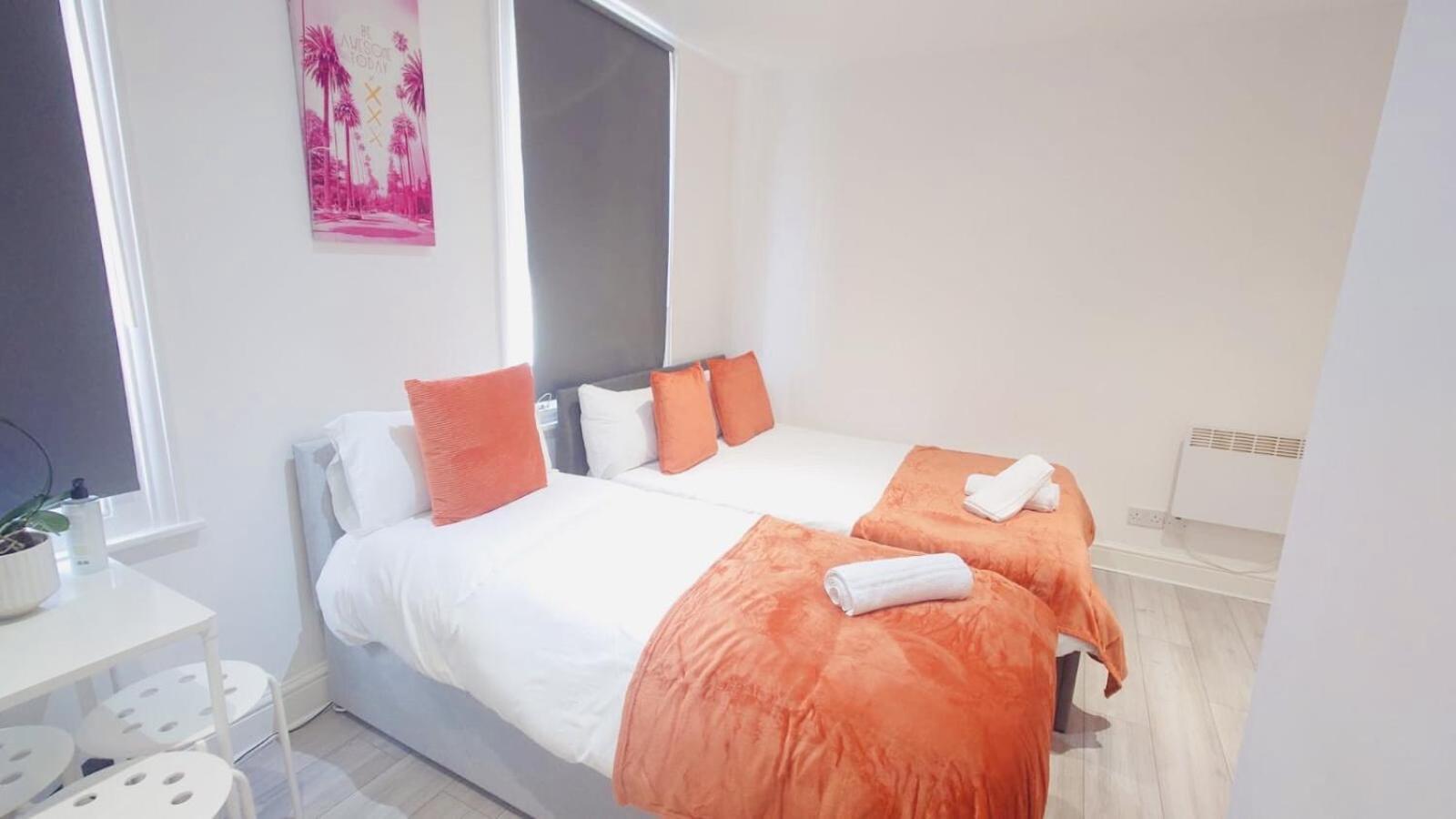 Comfort Camden Studio Apartments Лондон Экстерьер фото