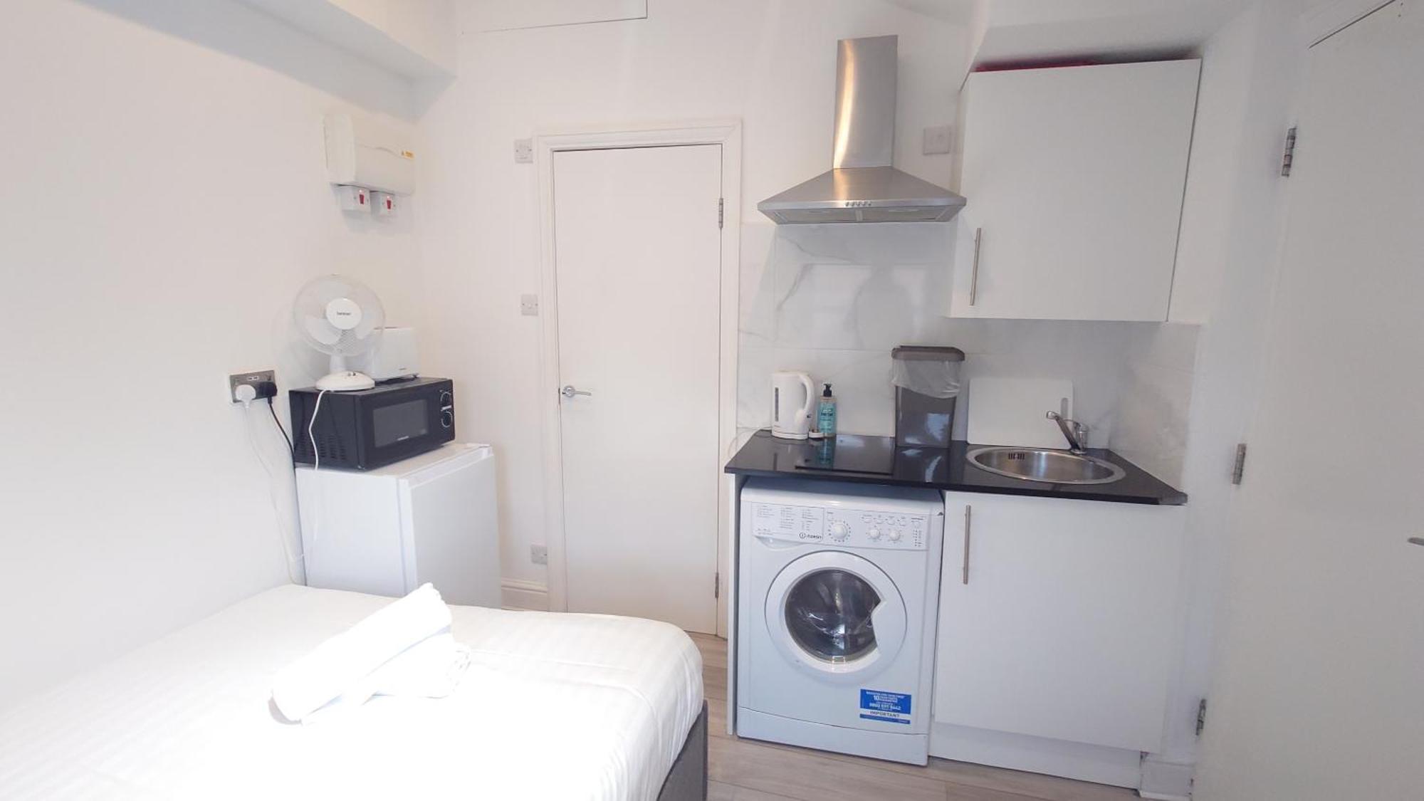 Comfort Camden Studio Apartments Лондон Экстерьер фото